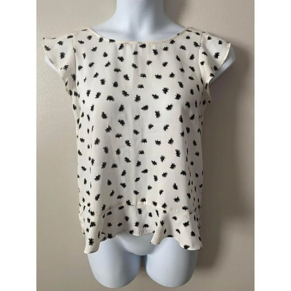 Loft Cream Ruffle sleeve Blouse Size Small #0283 - Picture 1 of 5